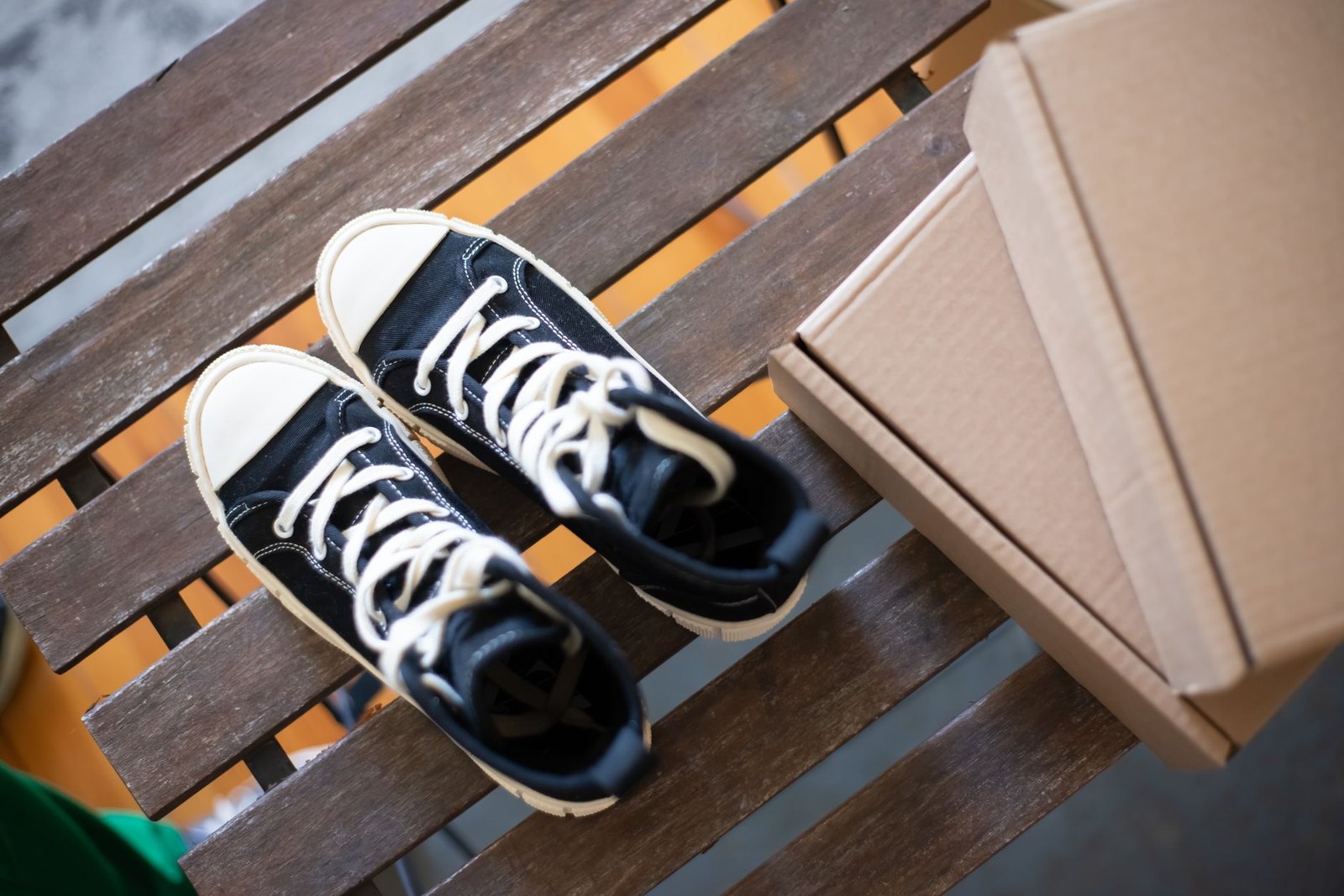 Zapatillas para caminar, útiles para el corazón pero insuficientes por sí solas para el músculo